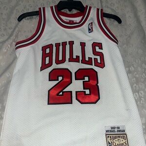Bulls Jordan jersey